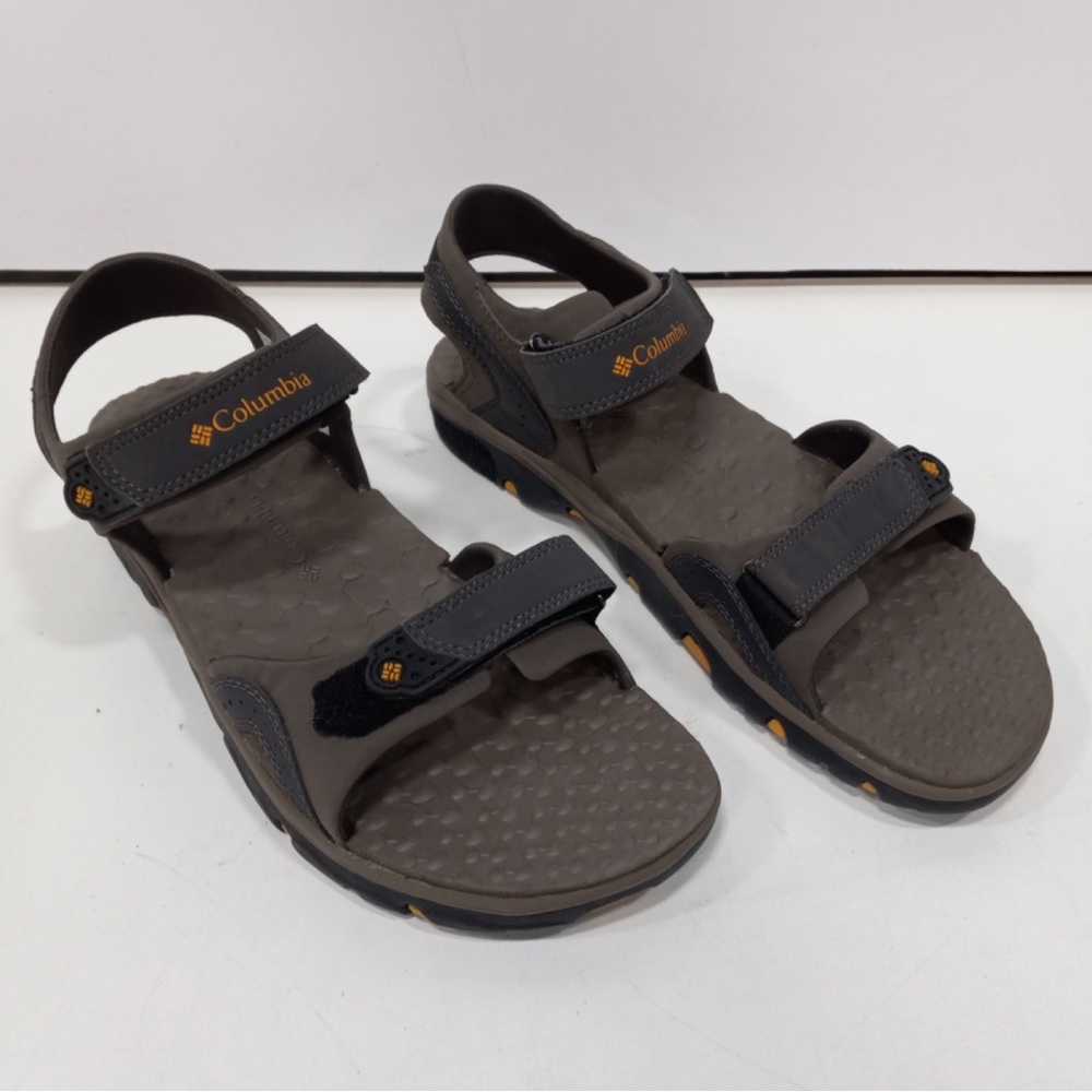 Columbia Riptide Grey/Green And Black Sandals Men's size 9